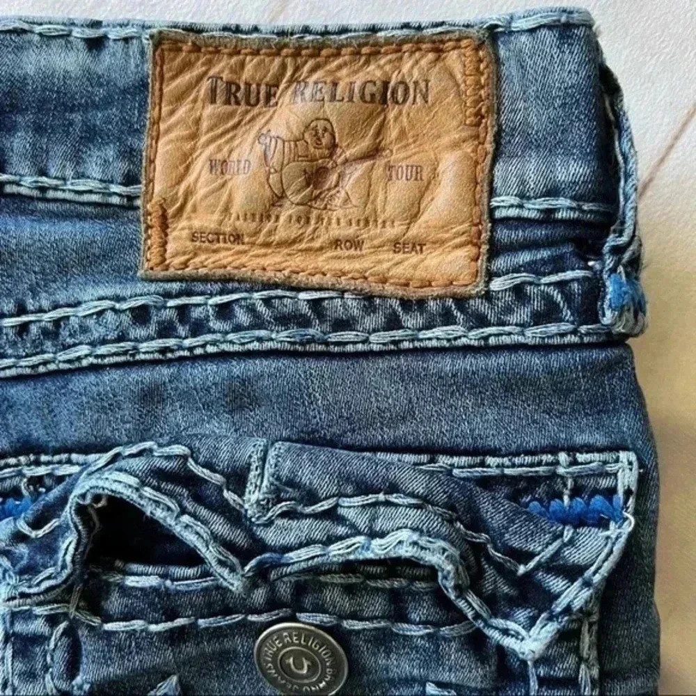 True Religion Men Ricky Straight Flap Super T Relaxed Cut Off Denim shor… - Picture 11 of 15